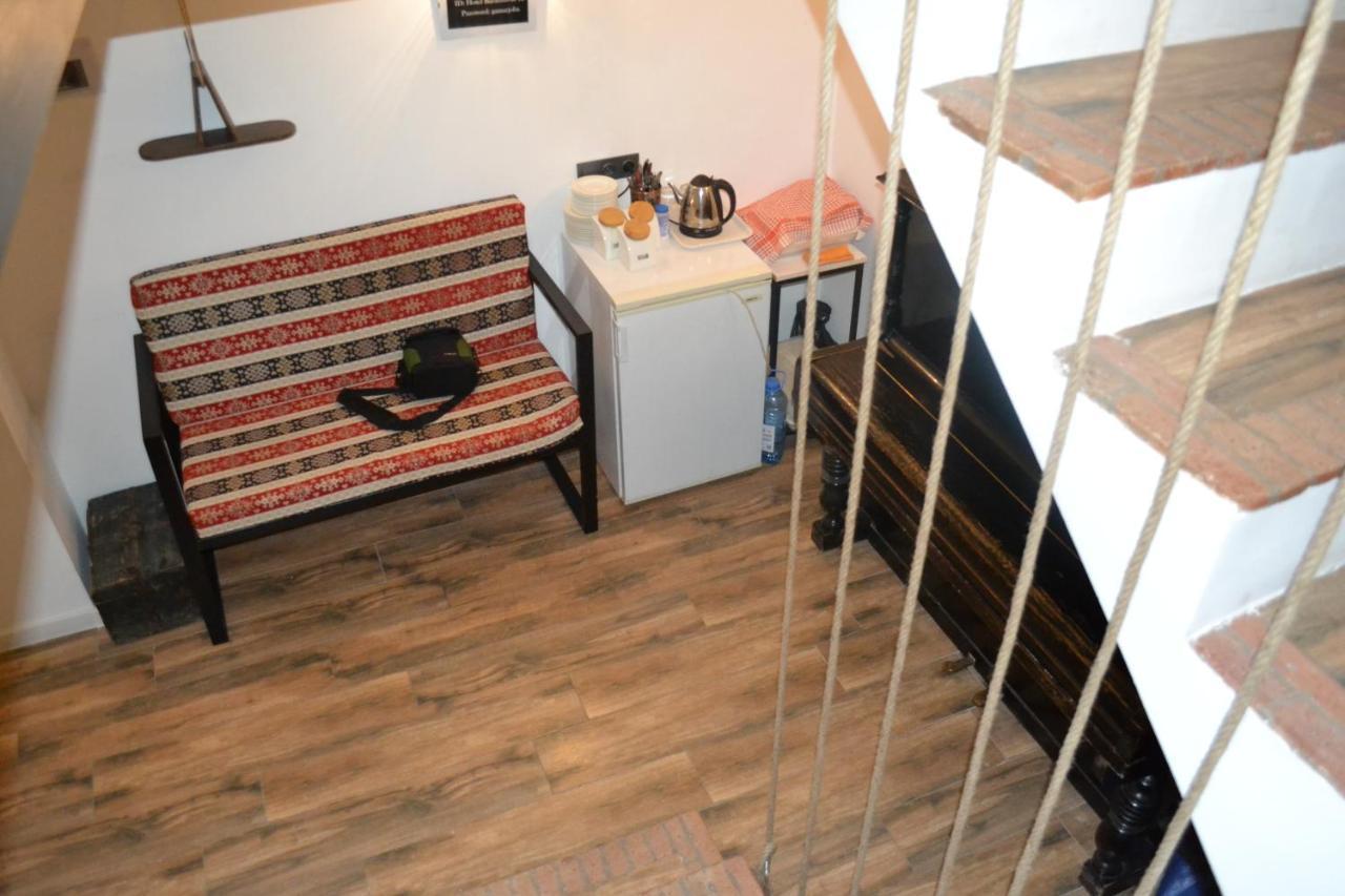 Hotel Baratashvili 12 Tbilisi ภายนอก รูปภาพ