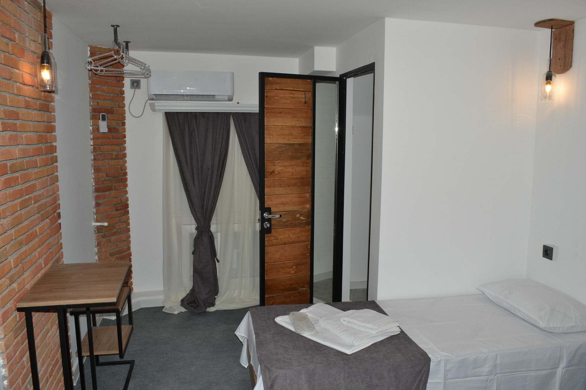 Hotel Baratashvili 12 Tbilisi ภายนอก รูปภาพ